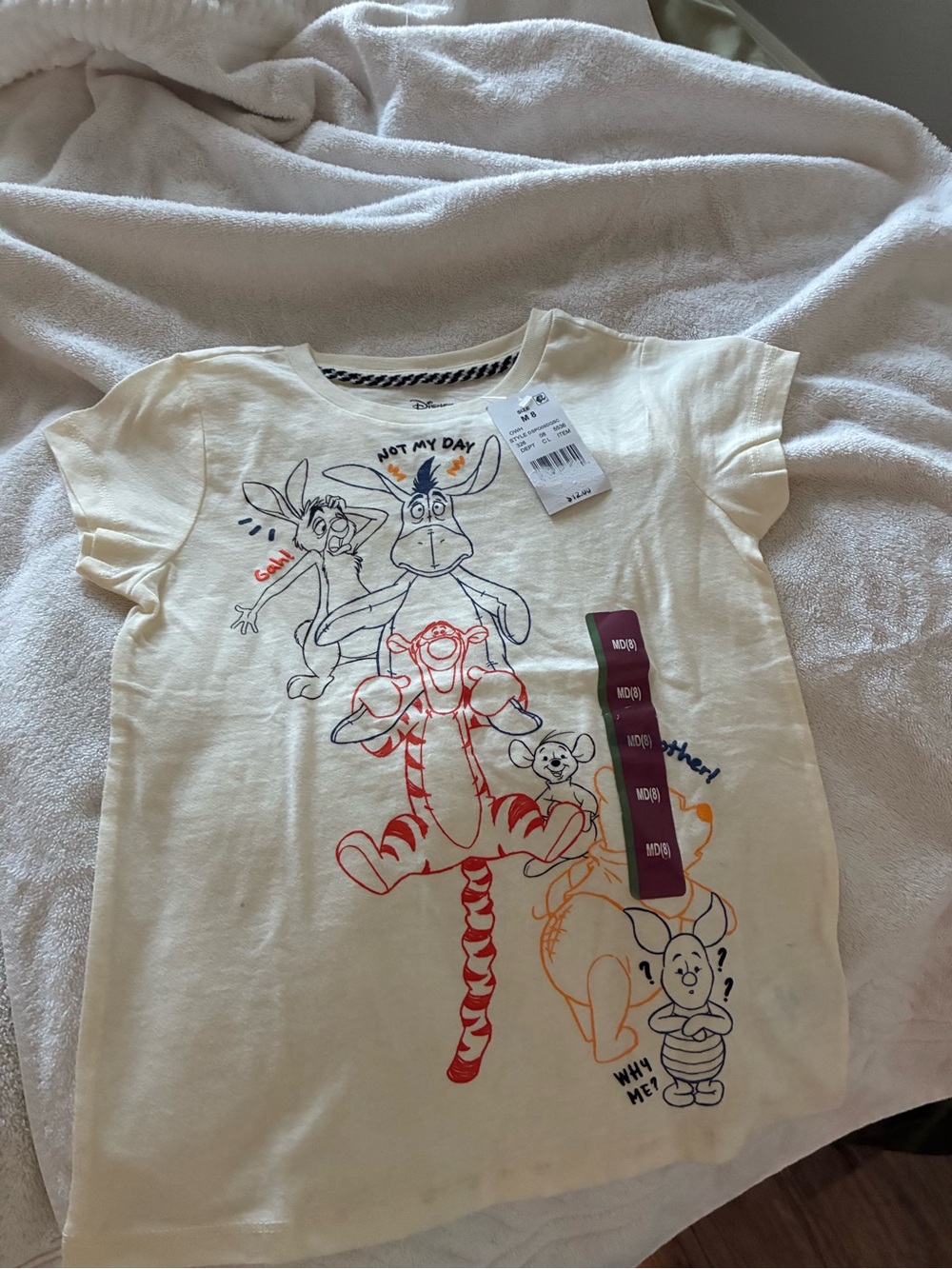 Disney Cream Winnie the Pooh & Friends Graphic Tee - Short Sleeve